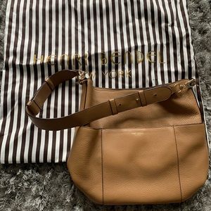 Women’s Henri Bendel purse